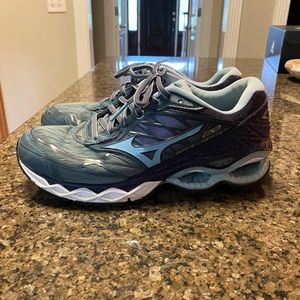 Mizuno Women’s Wave Creation 20